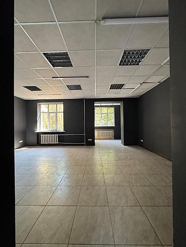 сдаю офис: Аренда офисов, 80 м², В административном здании, 1 линия, С отдельным входом, С отдельным сан узлом — 9