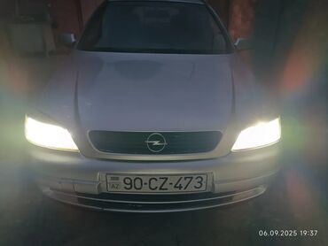 Opel: Opel Astra: 1.4 l | 1999 il 453698 km Universal