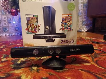 Xbox 360: Продаю xbox360 прошивка фрибут в комплекте 2 геймпада, hdmi кабель — 3