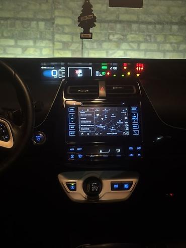 американцы: Toyota Prius: 2018 г., 1.8 л, Вариатор, Гибрид, Лифтбек — 9