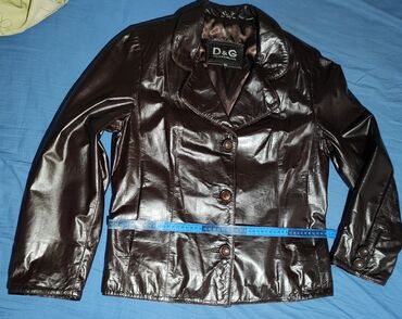 куртка 46 48: Натуральная кожаная куртка шоколадного цвета. Продается в районе