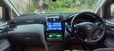 Toyota: Toyota Ipsum: 2002 г., 2.4 л, Автомат, Бензин, Универсал