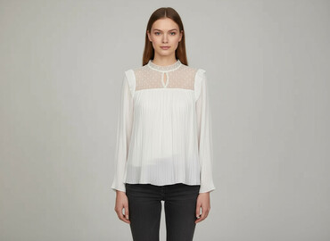 białe bluzki dekolt w serek: Women's blouse, size L