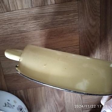 горшки бу: Продам все,что на фото за 1800 Продам сковородки и кастрюльку, одна — 3