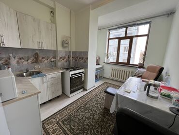 продаю дом в ороке: 1 комната, 44 м², Элитка, 6 этаж, Евроремонт