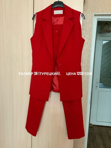 Брючные костюмы: Продаются б/у брючные костюмы Премиум класса в отличном состоянии