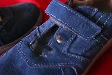 Patike: MUŠKE PLAVE DEČIJE PATIKE, KOŽA, BROJ 32 EU | Kvalitetne nove muške — 21