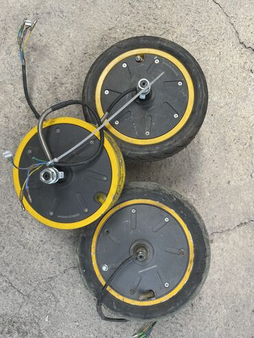 Аксессуары и запчасти для электротранспорта: Ремонт электровелосипедов электросамокатов и электроскутеров на дому — 24