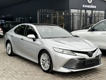 хорошее качество: Toyota Camry: 2019 г., 2.5 л, Автомат, Бензин, Седан