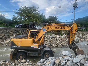 Услуги экскаватора: Экскаватор | Выкорчевывание пней, Демонтаж, Котлованы — 9