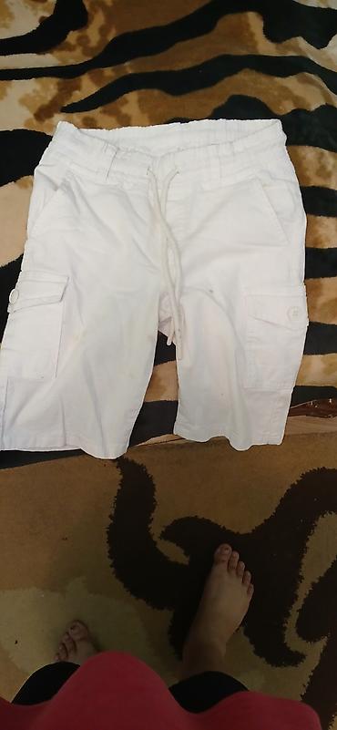 beli: Ağ rəngli kapri - Model: cargo üslubunda qısa şort - Material — 1