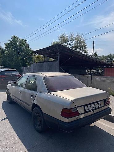 обмен 124: Mercedes-Benz W124: 1988 г., 2.3 л, Механика, Бензин, Седан — 5