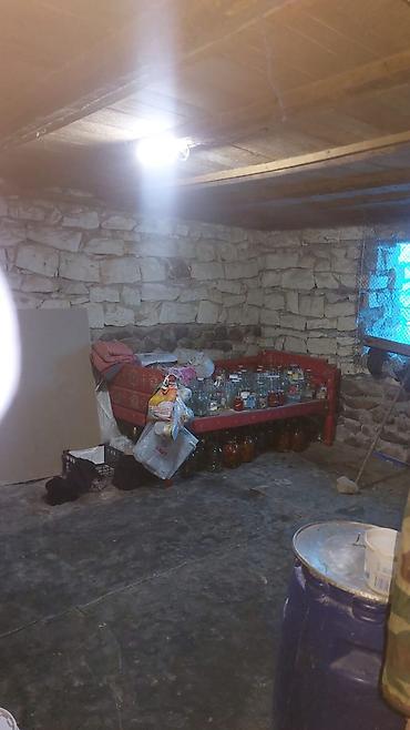 Həyət evləri və villaların satışı: Satılır: həyətyanı sahəsi olan fərdi yaşayış evi - Tikili: 2 — 15