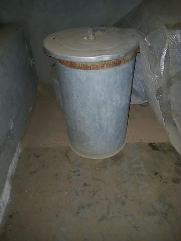 su cənləri: Sinkli metal vedrə/qutu – qapaqlı Unvan Xirdalan dairesine yaxin — 1