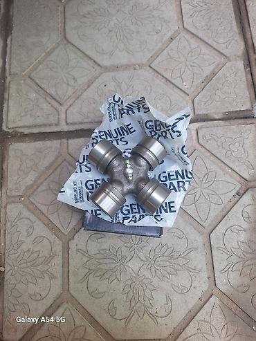 Другие автозапчасти: Продаю запчасти на Экскаватор 140 ХУНДАЙ Корея Вал гидроматор поворота — 14