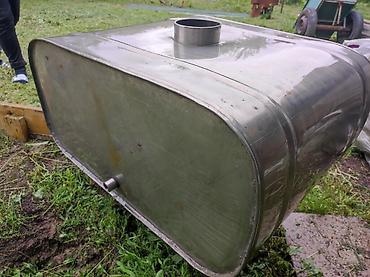 Другие емкости: Продаю две ёмкости из пищевой нержавейки объемом 140 литров, раньше — 8