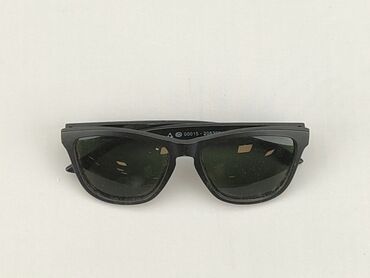 Glasses: Glasses, Sunglasses, Cat eyes design, condition - Good