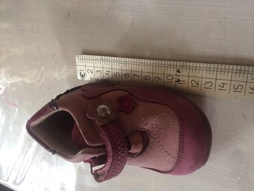 Uşaq ayaqqabıları: Botinkalar, sapoqlar 1-4 yashli uwaqlarchun chox rahat . Her bir -da lalafo.az — 6 Uşaq ayaqqabıları: Botinkalar, sapoqlar 1-4 yashli uwaqlarchun chox rahat . Her bir — 6