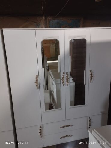 Sifarişlə dolablar: 4Qapi Dolab satılır qiyməti 260Azn ölçü 160*200*45 sifarişlədir — 17