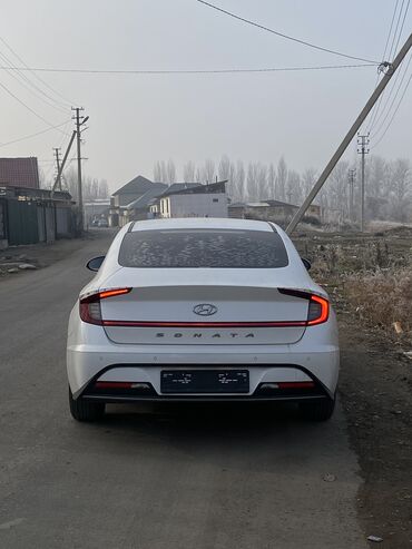 Hyundai: Hyundai Sonata: 2021 г., 2 л, Автомат, Газ, Седан — 5