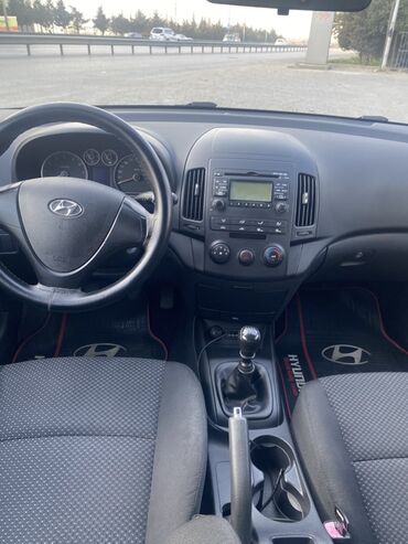Hyundai: Hyundai i30: 1.4 l | 2009 il Hetçbek — 9
