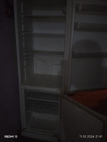 Холодильники: Холодильник Indesit, двухкамерный, классический белый цвет — 4