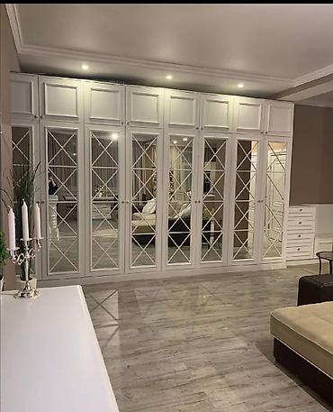 paltar refi: Düz dolab, Dəhliz üçün, Yataq otağı üçün, Paltar üçün, Açılan, Korpuslu, 4 qapılı — 10