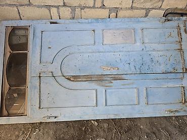 panel dekor: Metal soba və köhnə qapılar – təmir və ya təkrar istifadə üçün - — 2