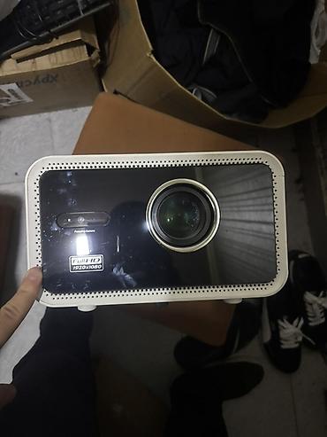 s video kabel: Full HD 1080p LED projektor - Göstərmə: Full HD 1920×1080 (etiket — 1