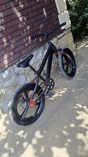 velosiped enduro: BMX tipli velosiped - Rəng: qara-qırmızı - Korpus: qısa BMX üslubunda — 1