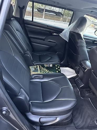 жак а4: Toyota Highlander: 2021 г., 2.5 л, Автомат, Гибрид, Кроссовер — 10