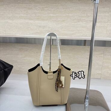 Классические сумки: Классическая сумка, Материал: Искусственная кожа, Женские, Новый — 4