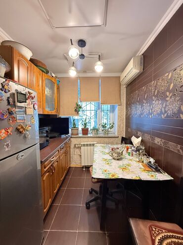 Продажа домов: Дом, 76 м², 4 комнаты, Риэлтор — 8