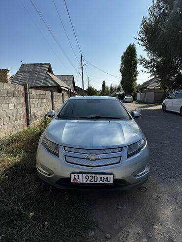зарядное устройство для электромобиля: Chevrolet Volt: 2013 г., 1.4 л, Автомат, Гибрид, Хетчбек