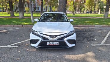 машина марк: Toyota Camry: 2021 г., 2.5 л, Автомат, Бензин, Седан