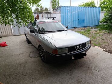авто ауди: Audi 80: 1986 г., 1.8 л, Механика, Бензин, Седан