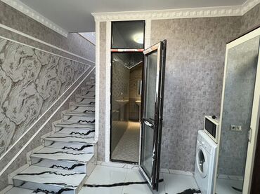 Uzunmüddətli kirayə mənzillər: Baki seher badamdar qesebesi kiraye . baki badamdar 3 massiv 3 otaqli — 2