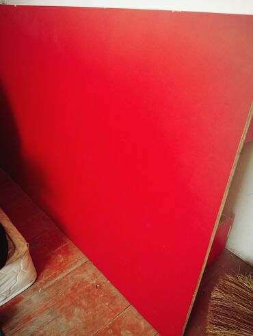 писменный стол бу: Стол, цвет - Красный, Б/у