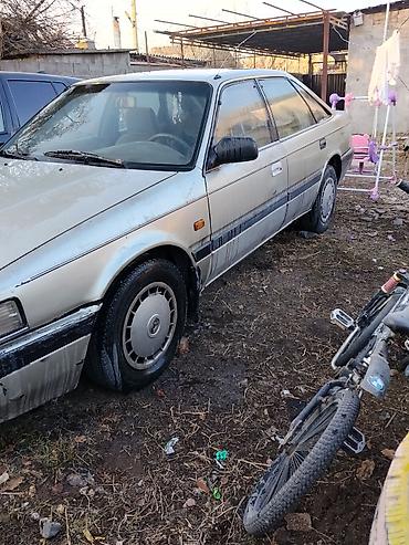 вампер 124: Mazda 626: 1990 г., Механика, Бензин, Хэтчбэк — 3