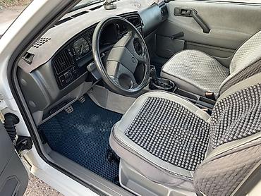 fix jixf: Volkswagen Passat: 1992 г., 1.8 л, Механика, Бензин, Седан — 5