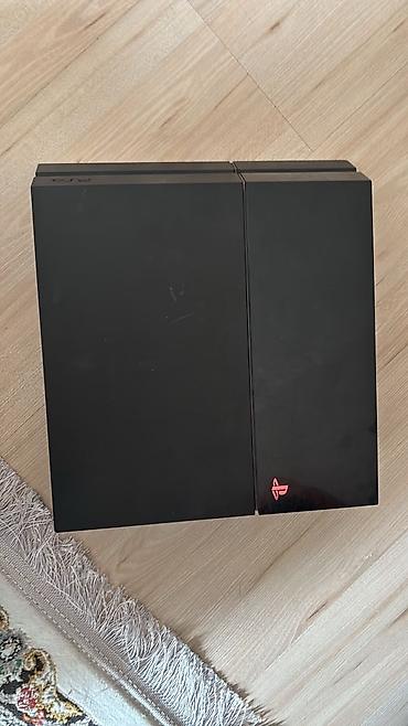PS4 (Sony PlayStation 4): PlayStation 4 FAT 1TB 1 джостик окончательно цена без торга — 2