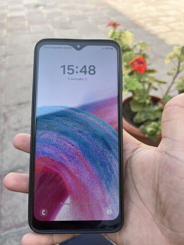 самсунг телефон: Samsung Galaxy A33 5G, 128 GB, rəng - Qara, Barmaq izi