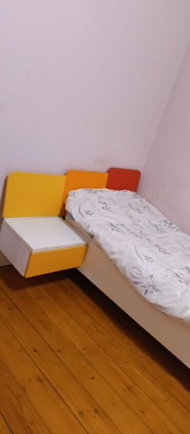 çarpayı üçün botiklər: Новый, Односпальная кровать