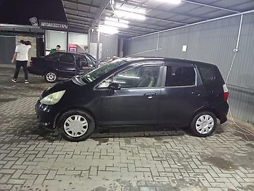 сидения на фит: Honda Fit: 2003 г., Автомат, Бензин, Хэтчбэк — 3