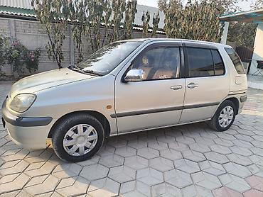 таета 30: Toyota Raum: 2000 г., 1.5 л, Автомат, Бензин, Минивэн — 1