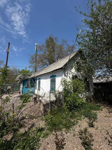 куплю продаж: Үй, 100999999 кв. м, 3 бөлмө, Менчик ээси