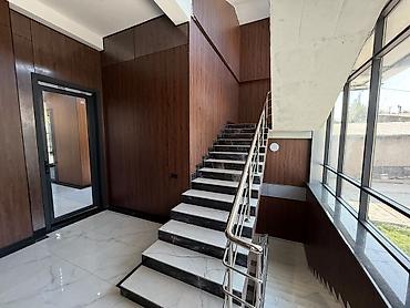 15 кв: : 1700 м², В бизнес центре, С ремонтом, С парковкой — 5