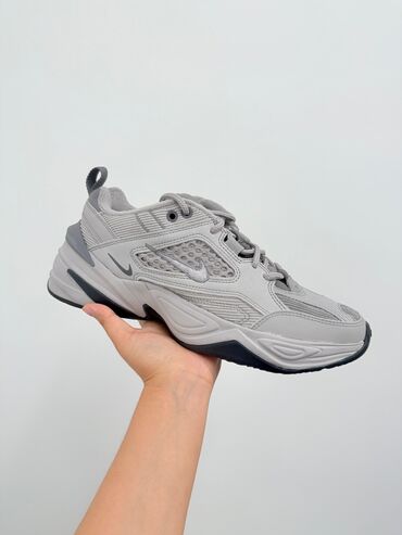 розовые кроссовки: Мужские кроссовки, 44, Nike, Новый, цвет - Серый, Самовывоз, Платная доставка