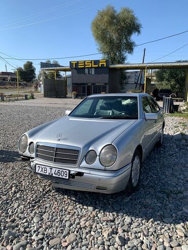 Mercedes-Benz: Mercedes-Benz E-Class: 1997 г., 2.8 л, Автомат, Газ, Седан