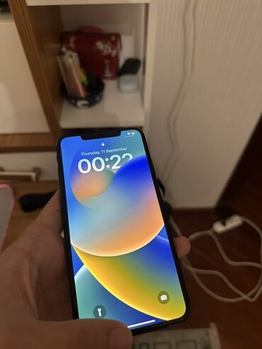 Audio: IPhone Xs Max, 64 GB, Qara, Face ID